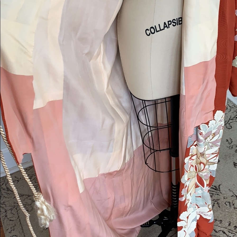 VTG Silk Kimono Robe - Picture 11 of 12